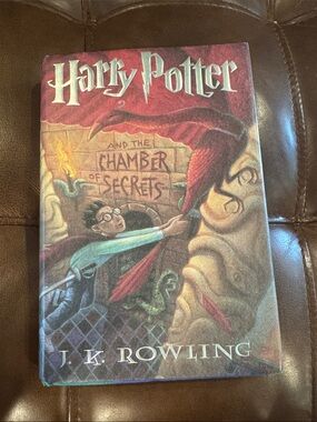 Harry Potter and the Chamber of Secrets collectible 1st edition/1st printing!